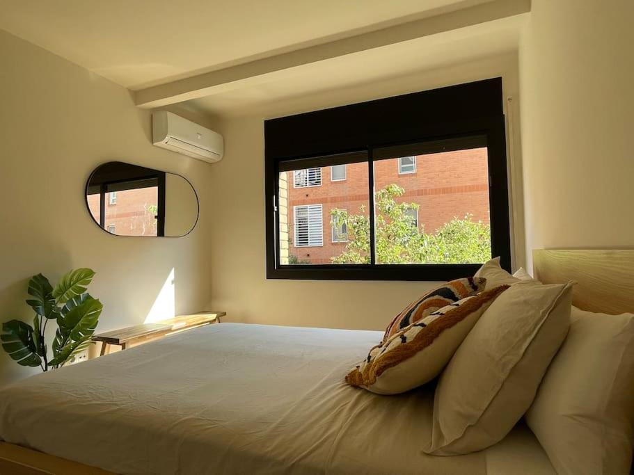 Superflat Near Beach 15' Center Sant Adria de Besos Exterior foto